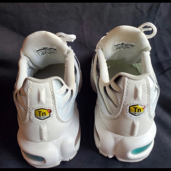 Nike Air Max Plus - Picture 6 of 6
